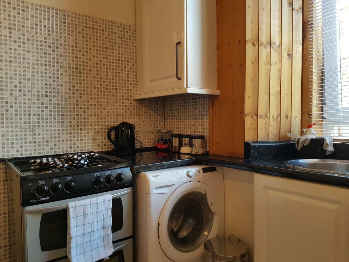 Rozina Apartment Paisley Exterior photo